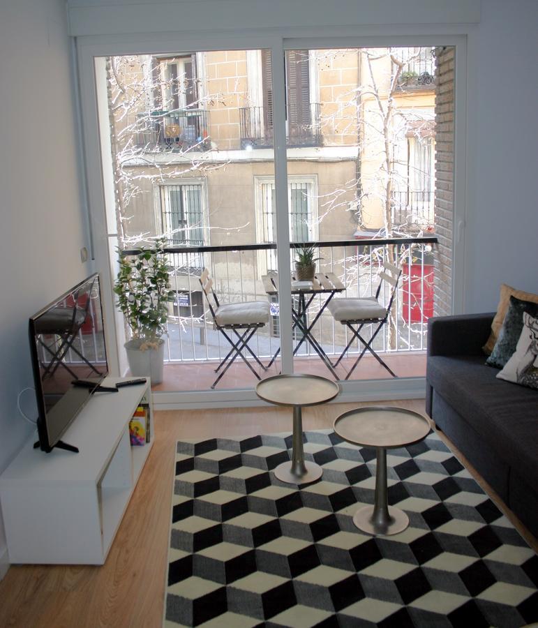 Espejo Magico Apartment Мадрид Екстериор снимка