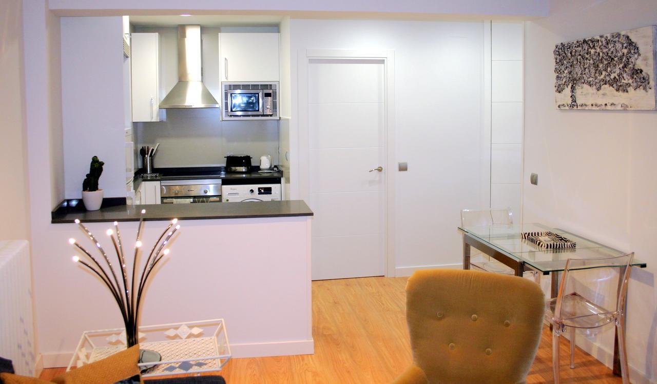 Espejo Magico Apartment Мадрид Екстериор снимка