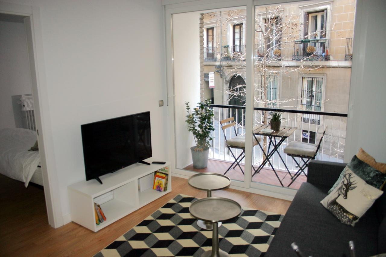 Espejo Magico Apartment Мадрид Екстериор снимка